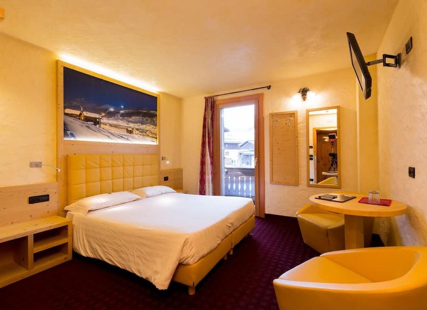 Bedroom Photo