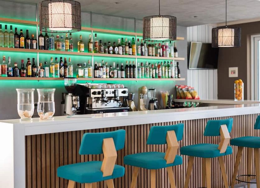 Bar Photo