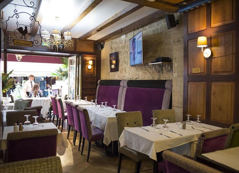 Restaurant Photo