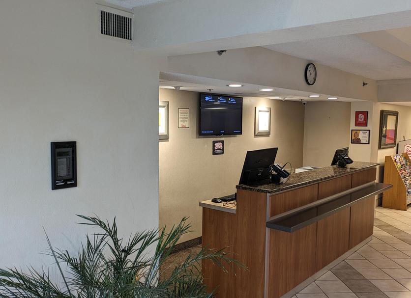 Front desk Photo