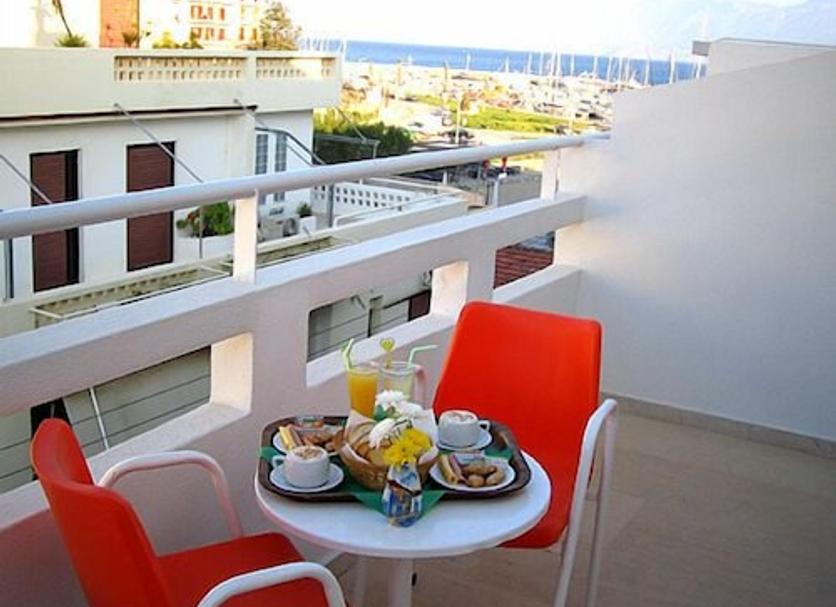 Balcony Photo