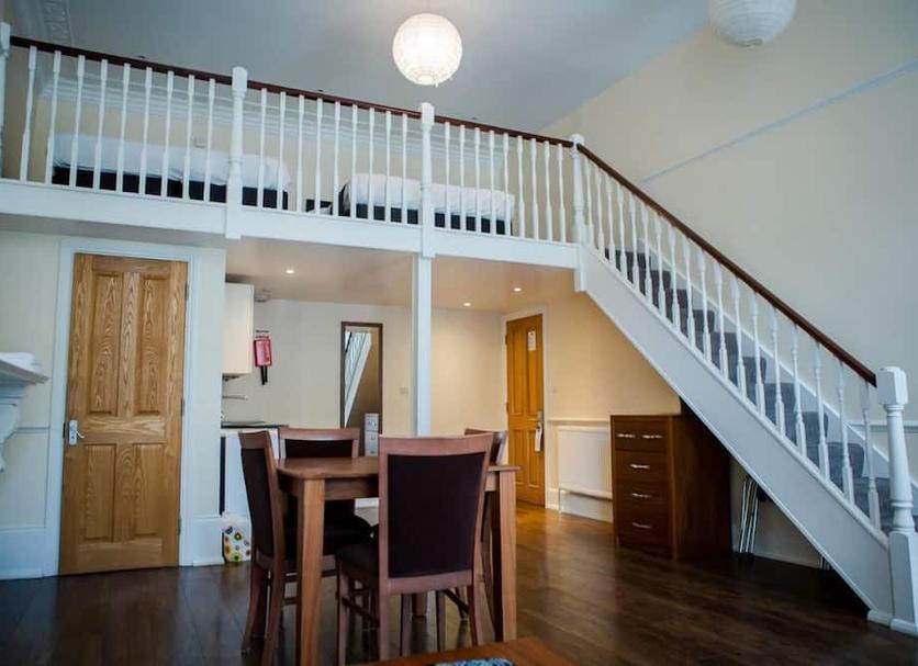 Dining room Photo