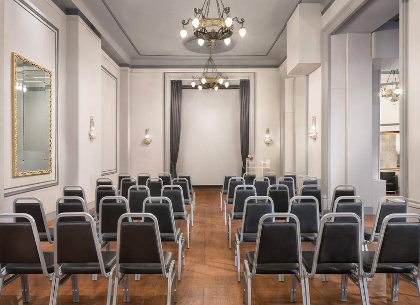 Conference room Photo