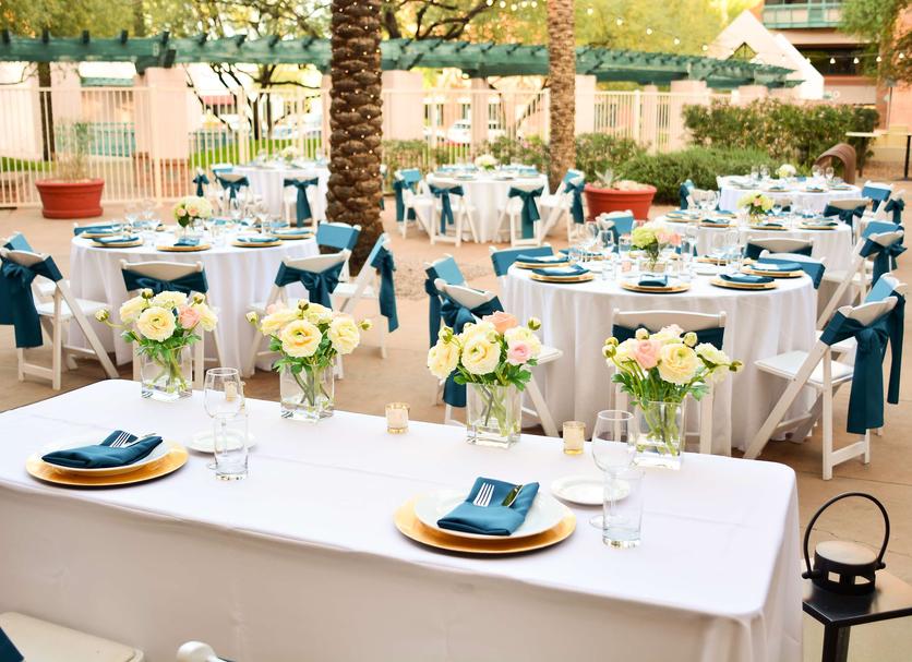 Banquet hall Photo