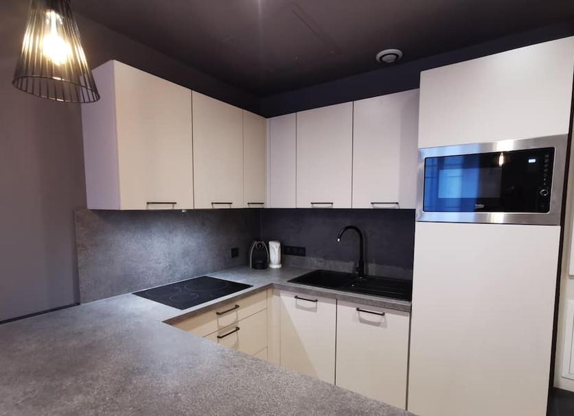 Kitchen Photo