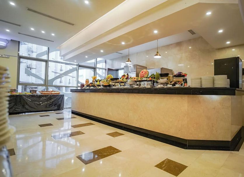 Buffet Photo