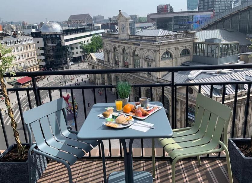 Balcony Photo