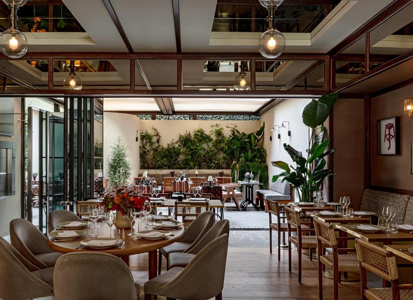 Restaurant Photo