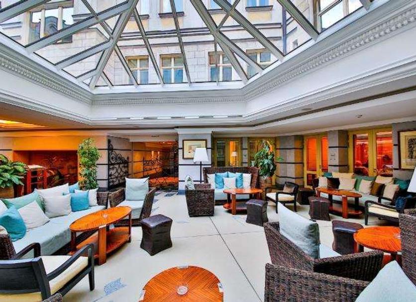 Lounge Photo