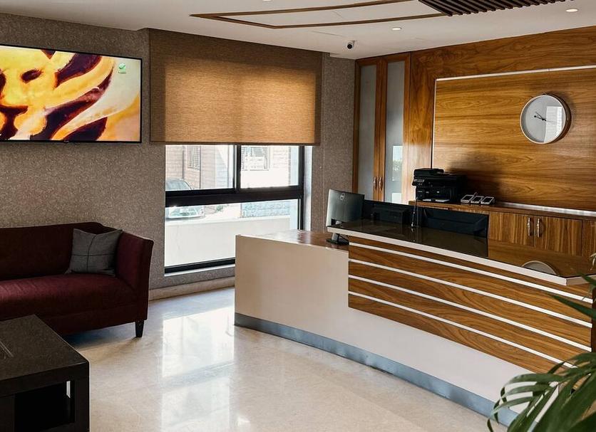 Front desk Photo