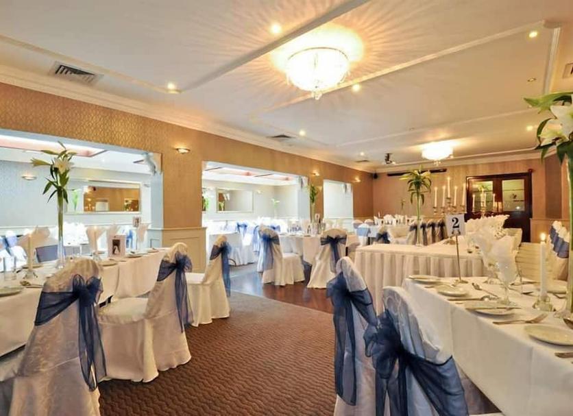 Banquet hall Photo