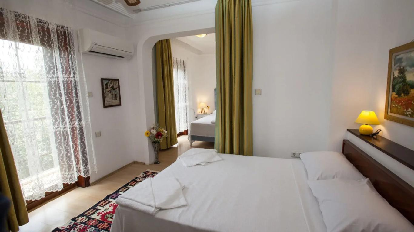 Papermoon Hotel & Apartments