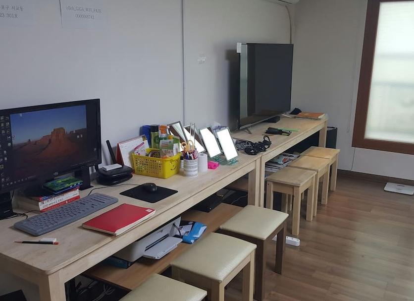 Business center Photo