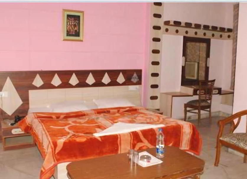 Bedroom Photo