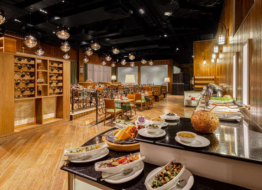 Buffet Photo