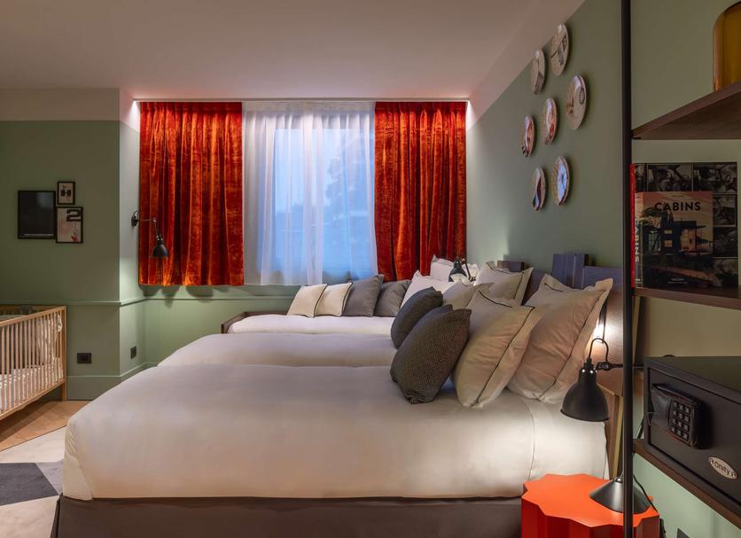 Bedroom Photo