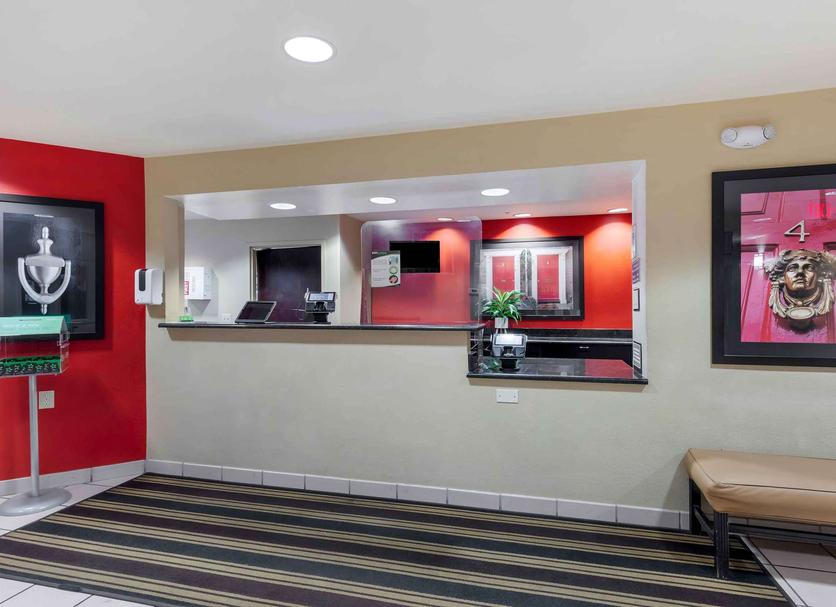 Front desk Photo