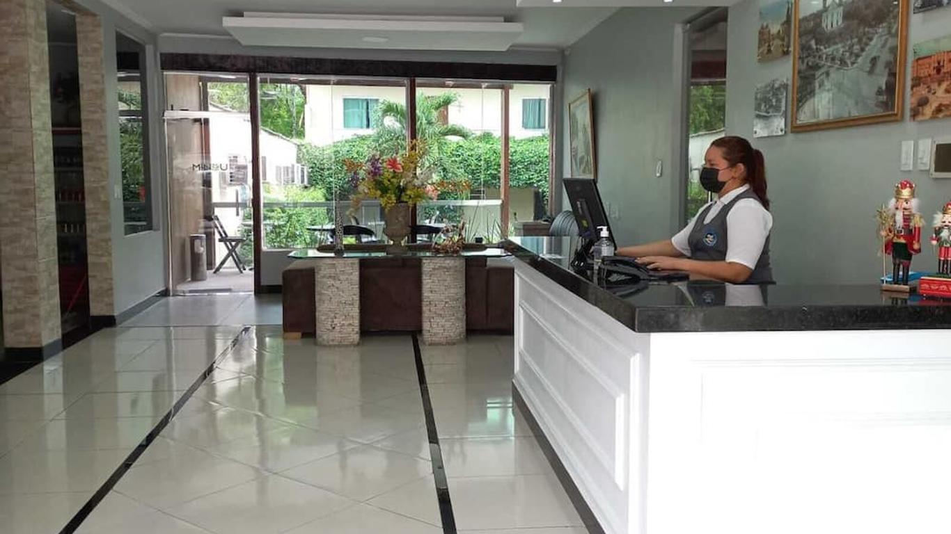 Continental Park Hotel