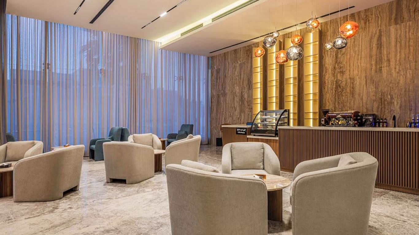 Voyage Hotel