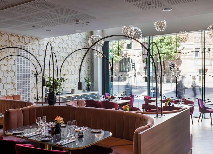 Restaurant Photo
