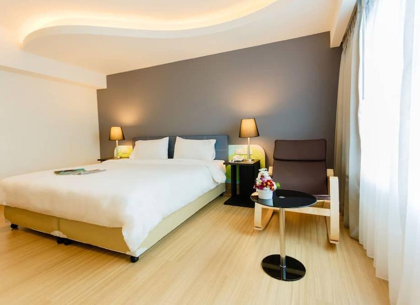 Bedroom Photo
