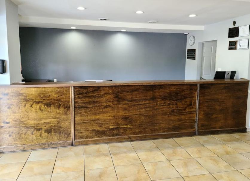 Front desk Photo