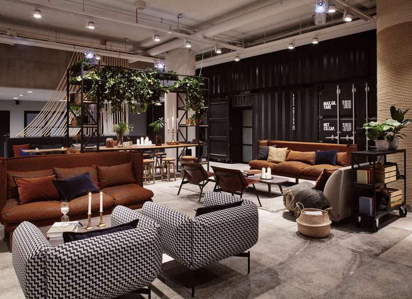 Lounge Photo