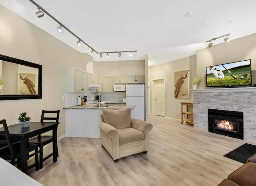 Kitchen Photo