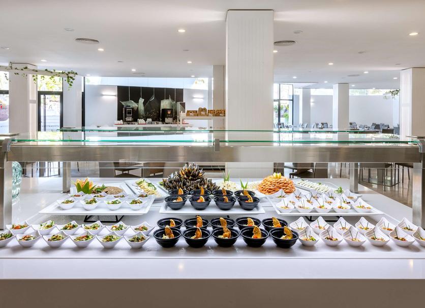 Buffet Photo