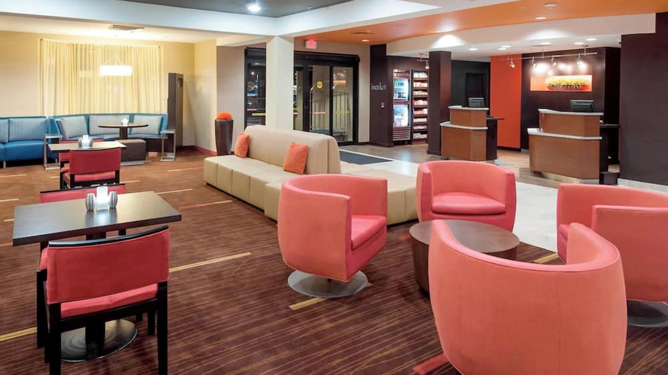 Courtyard by Marriott Lakeland