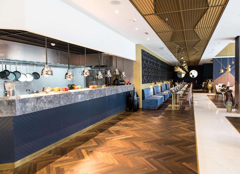 Restaurant Photo