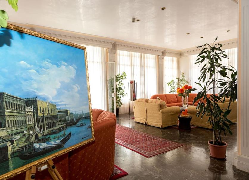 Lobby Photo