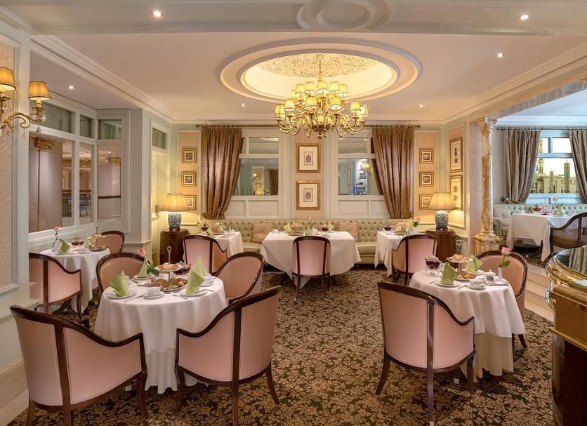 Banquet hall Photo