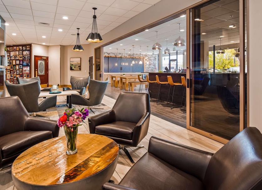 Lounge Photo