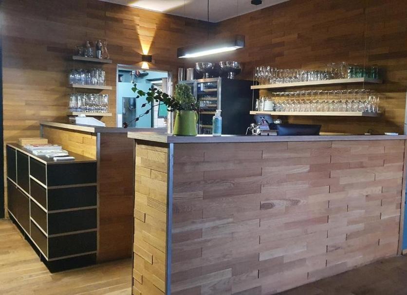 Bar Photo