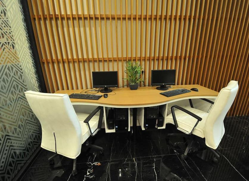 Business center Photo
