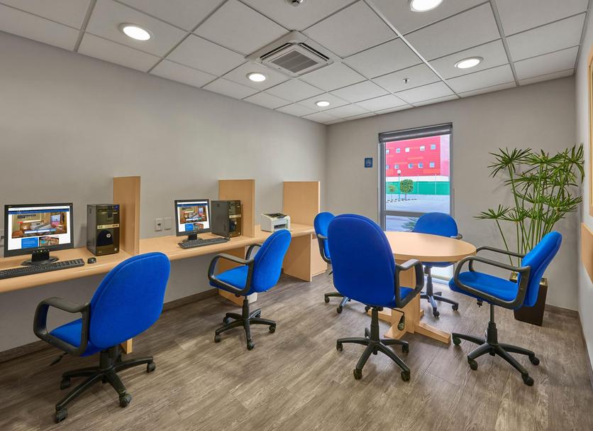 Business center Photo