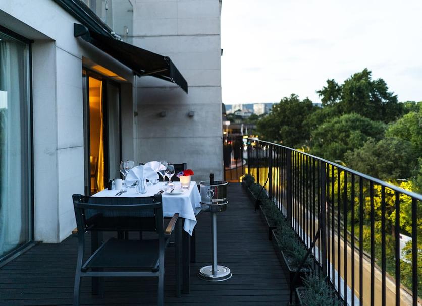 Balcony Photo