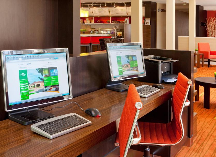 Business center Photo
