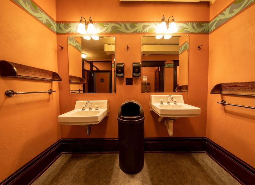 Bathroom Photo