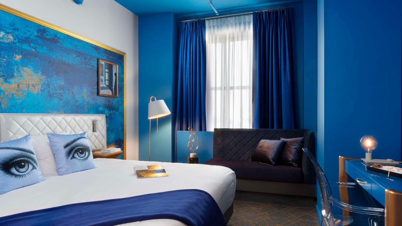 Angad Arts Hotel St. Louis, Tapestry Collection by Hilton