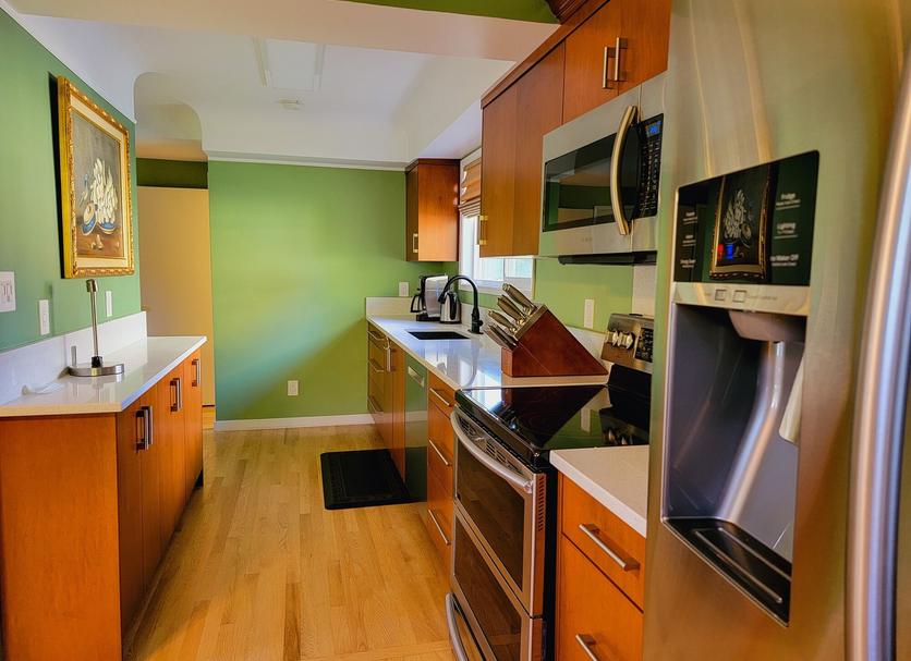 Kitchen Photo