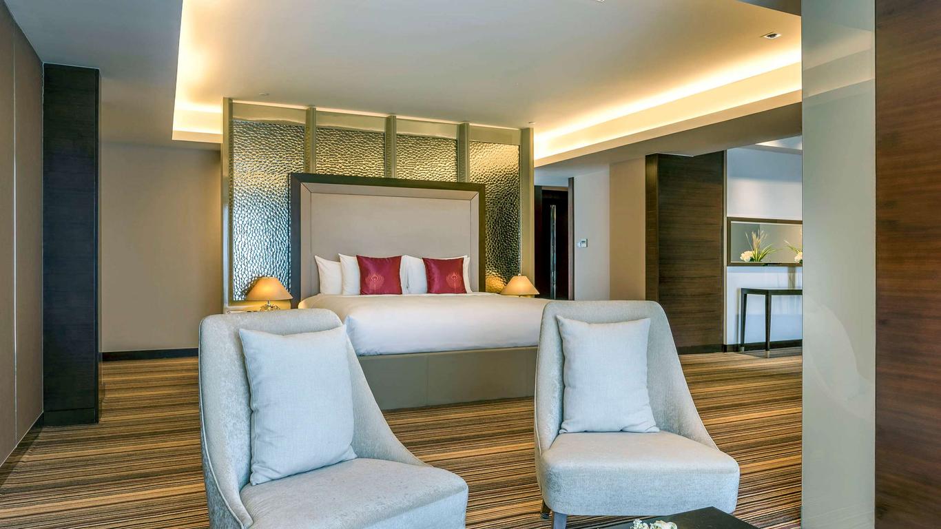 Novotel Yangon Max