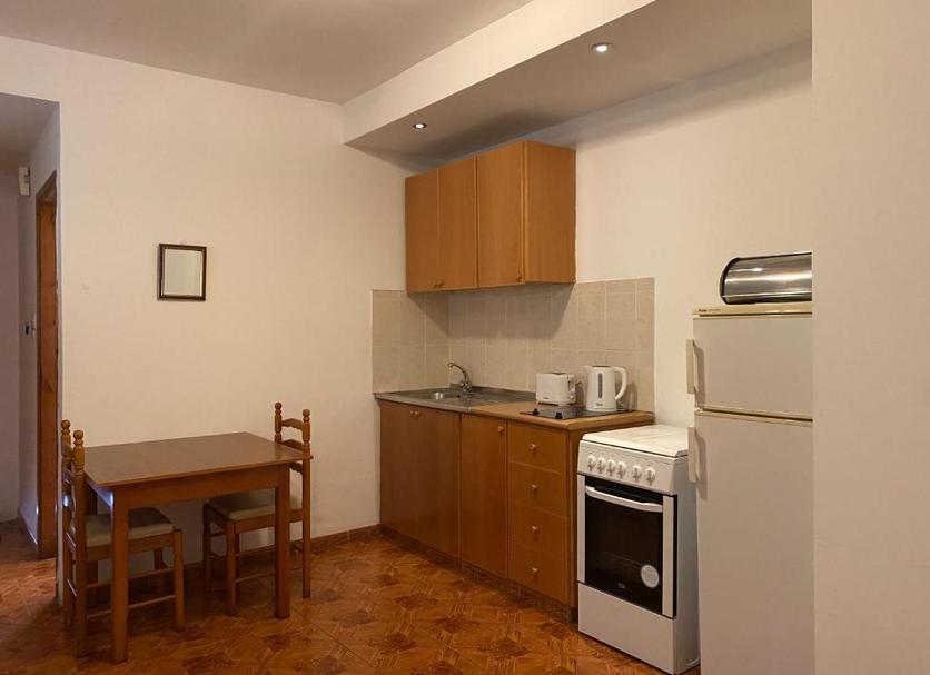Kitchen Photo
