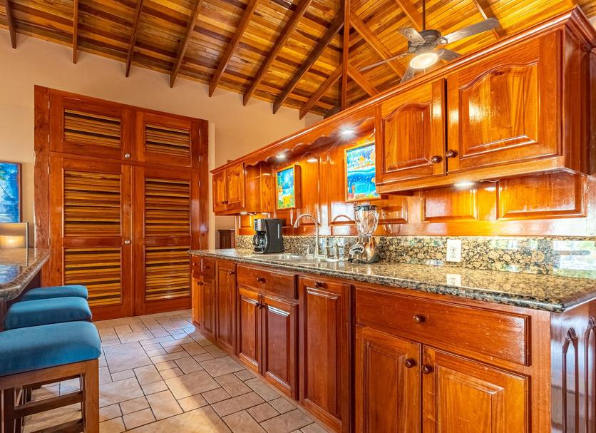 Kitchen Photo