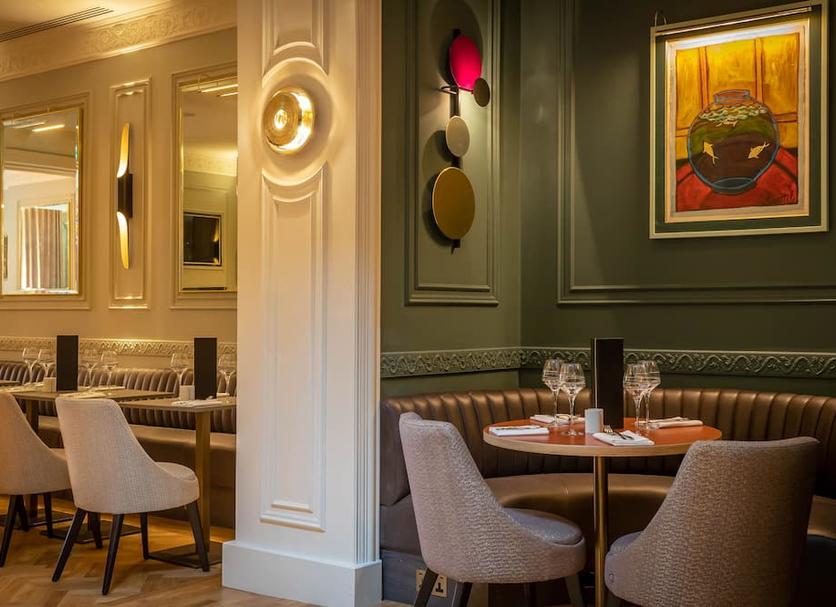 Restaurant Photo