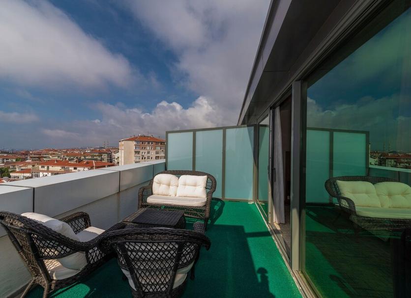 Balcony Photo