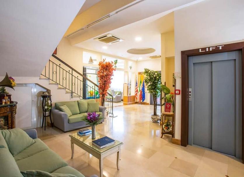 Lobby Photo