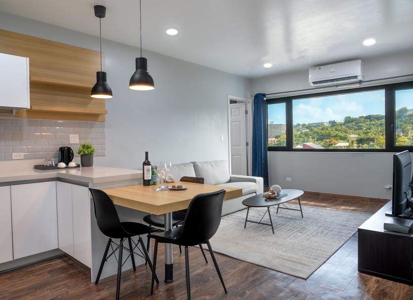 Dining room Photo