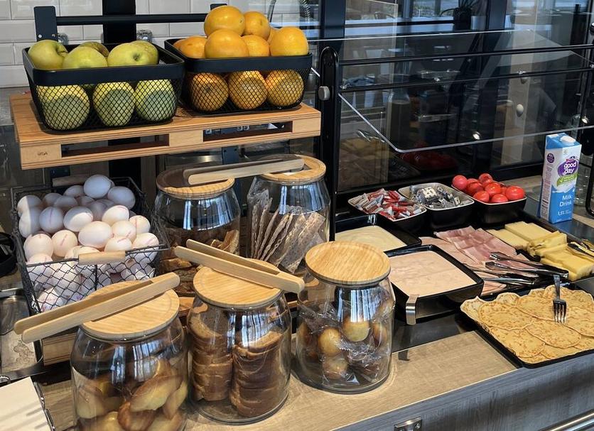 Buffet Photo